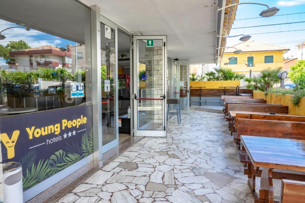Hotel Morfeo - Young People Hotels (Adults Only) Rimini Dış mekan fotoğraf