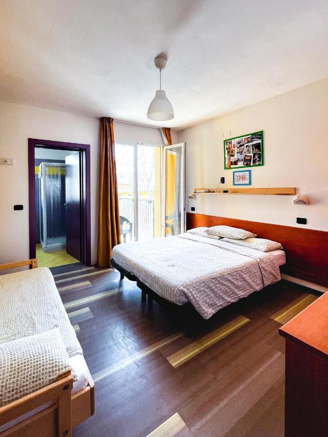 Hotel Morfeo - Young People Hotels (Adults Only) Rimini Dış mekan fotoğraf