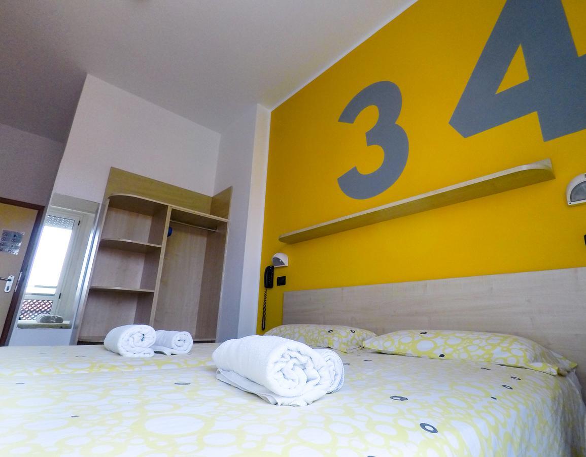 Hotel Morfeo - Young People Hotels (Adults Only) Rimini Dış mekan fotoğraf